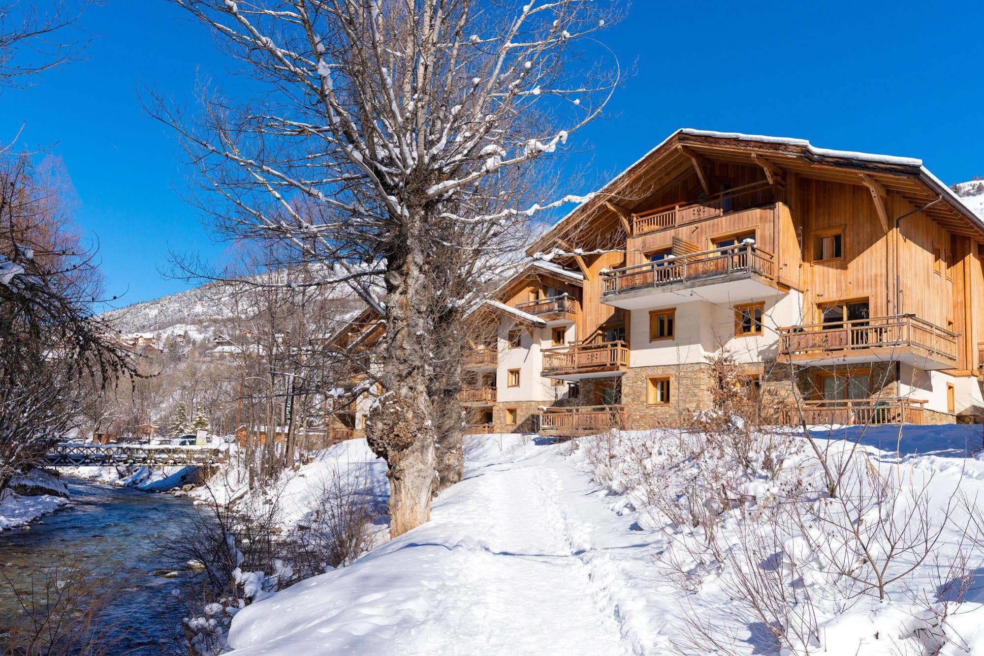 Lagrange Vacances Le Hameau Du Rocher Blanc Serre Chevalier Exterior photo